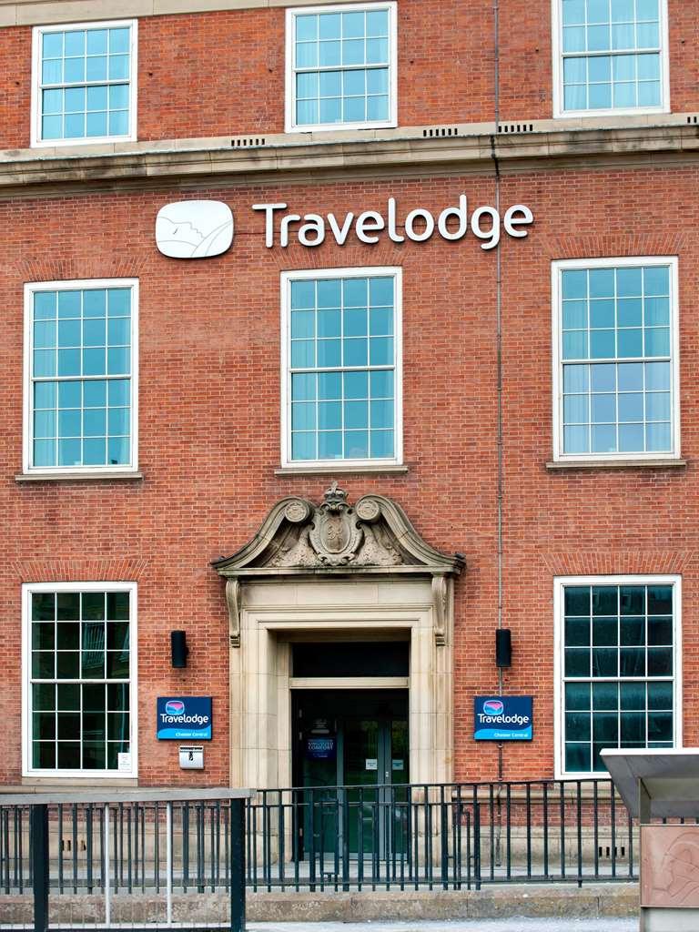 Travelodge Chester Central 외부 사진
